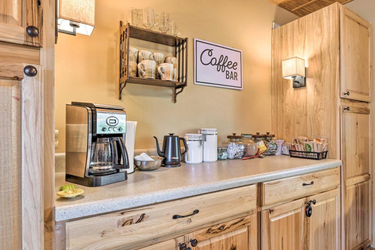 Best Location - Maggie Valley Cabin With Hot Tub! ภายนอก รูปภาพ